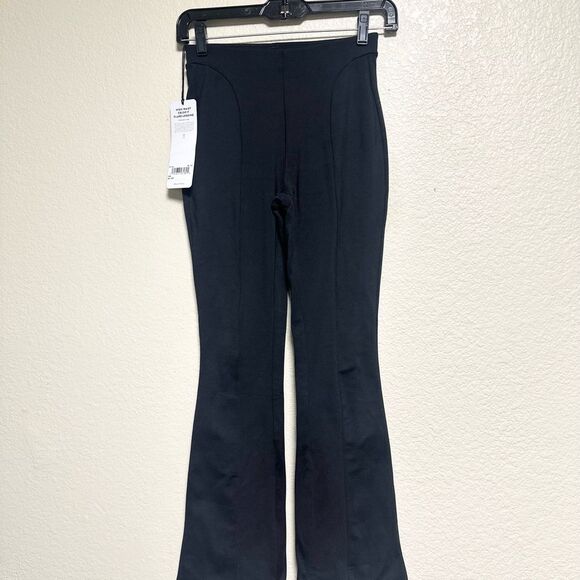 Alo Yoga High-Waist Zip It Black Flare Leggings 7/8 size XXS - Picture 1 of 9